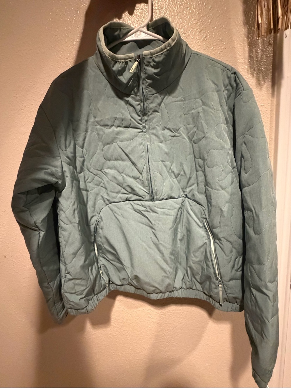 Avalanche Sage Quilted Pullover Jacket